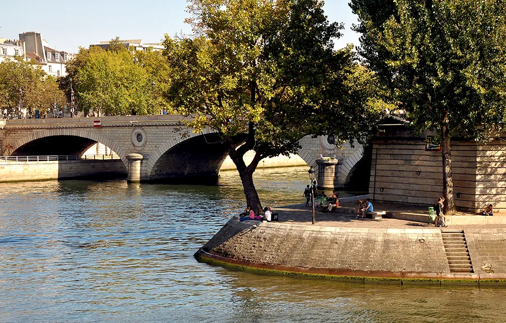 Place Louis Aragon